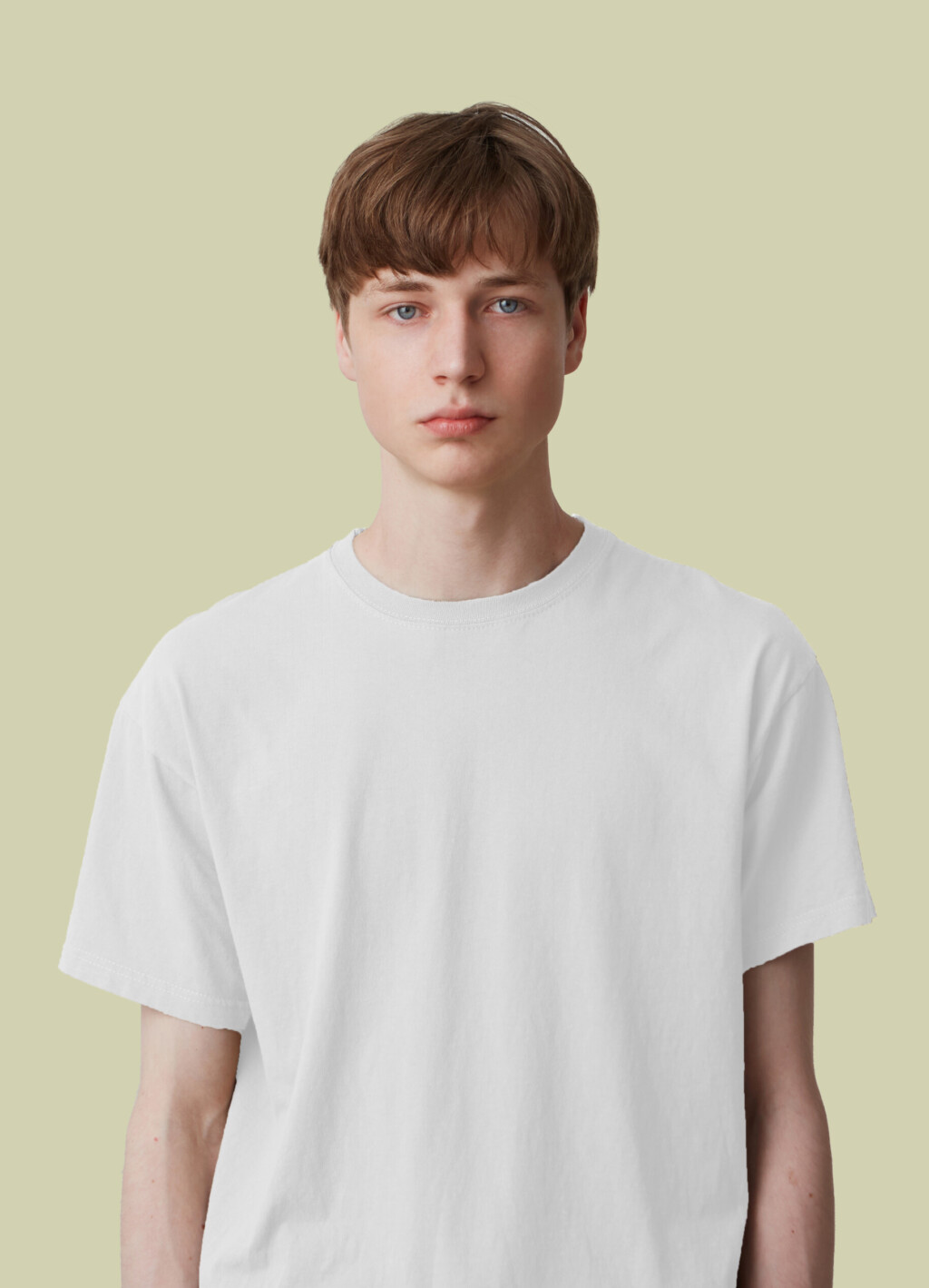 white plain t-shirt